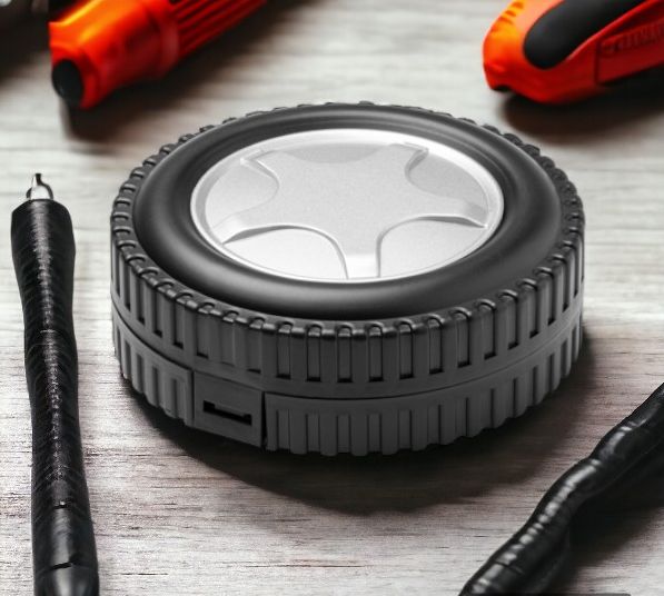 Набор инструментов TURNER / Набор из 20 инструментов в футляре в форме колеса